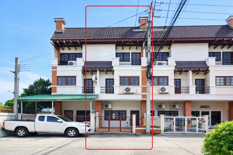 ถูกที่สุดใน นวมินทร์ 133-141 ทาวน์เฮ้าส์ 3 ชั้น ตรงข้ามโลตัส ไทวัสดุนวมินทร์ 4นอน มี 7-Eleven สนามหญ้า 2แอร์  11,998B-M 3น้ำ ทำเลติดถนนใหญ่  บึงกุ่ม  24ตร.วา  274 ตร.ม. opposite Lotus Thai Watsadu Cheapest in Nawamin 133-141. 4bedroom 3-story townhouse 11,998B-M 3bath location 4 ฺBuengKum 24sq.wa 274sqm. 7-Eleven the lawn 2a/c Nawamin 133-141 นวมินทร์ 133-141 แขวงคลองกุ่ม เขตบึงกุ่ม กรุงเทพมหานคร 4 ห้องนอน 3 ห้องน้ำ และที่จอดรถ 2 คัน ติดตั้งเครื่องปรับอากาศ 2 เครื่อง พร้อมปั๊มน้ำและถังเก็บน้ำ ไม่มีเฟอร์