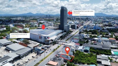 โอกาสทองนักลงทุน ขายที่ดินเปล่าผังสีแดง พ.7 ติดถนนสุขุมวิท ใจกลางเมืองระยอง 135 ตร.ว. ตรงข้าม PASSiONE Shopping Destination.TPI-3497.รายละเอียดประกาศขายที่ดินเปล่าทำเลใจกลางเมืองระยอง เนื้อที่ 135 ตารางวา ติดถนนสุขุมวิท ตรงข้าม PASSiONE Shopping Destination ระยอง (เดิมแหลมทองระยอง) เหมาะสำหรับผู้ประกอบการและนักลงทุนที่กำลังมองหาที่ดินเพื่อพัฒนาเชิงพาณิชย์.รูปแปลงลักษณะ “ถุงเงินถุงทอง” หน้ากว้างประ