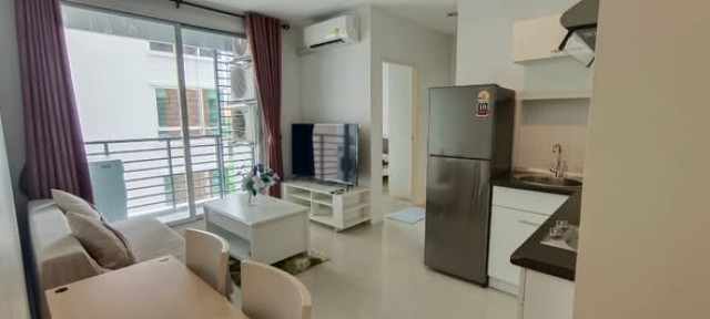 City Sukhumvit 101 Spacious Clean 7th Floor BTS Punnawithi***Property sales/rental services and consultation available. Contact us anytime.***For more details, photos, or to schedule a viewing:Contact: Ekachai (Aui)T. 089-799-5598Line ID: @auiauiaui001 (Add @ at the beginning) (Agent Post)--------------------------------------------------------------Room Type: 2 Bedrooms, 1 BathroomSize: 51 sq m, 7th Floor, Building EClean, beautifully decorated, ready to move in.Details--------------------------------------------------------------Rental Price: 18,000 THB/month--------------------------------------------------------------*Nearby Landmarks (Information from Google Map)1. BTS Punnawithi2. Singapore International School3. True Digital Park4. Sukhumvit Hospital--------------------------------------------------------------Rental Conditions1-year lease agreement1 month advance rent, 2 months security deposit.