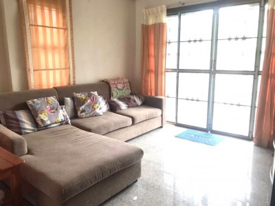 FOR SALE & FOR RENT | บ้านเดี่ยวทำเลดี ศรีราชา???? หมู่บ้านคันทรี่โฮม 2 สุรศักดิ์ ศรีราชา ชลบุรีบ้านเดี่ยว 2 ชั้น พื้นที่กว้าง 93 ตร.ว.พื้นที่ใช้สอยขนาดใหญ่ถึง 372 ตร.ม.เหมาะสำหรับครอบครัวที่ต้องการพื้นที่ใช้สอยเยอะ อยู่สบาย และทำเลเดินทางสะดวก✨ รายละเอียดบ้าน• 3 ห้องนอน | 4 ห้องน้ำ• ???? ห้องน้ำในตัวทุกห้อง• ???? ที่จอดรถ 2 คัน• ????️ ติดถนนหลักของหมู่บ้าน• ???? น้ำไม่ท่วม• ????‍♂️ ใกล้ส่วน�