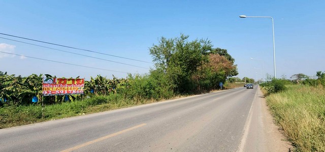 ที่ดิน 8,984 ตร.ว. ติดถนน 1052 ต.หนองโรง อ.หนองแค จ.สระบุรีรหัสทรัพย์ :16575ประเภท :ที่ดินเปล่าโครงการ :ที่ดิน ติดถนน 1052 ต.หนองโรง อ.หนองแค จ.สระบุรีที่ตั้ง :ต.หนองโรง อ.หนองแค จ.สระบุรีโซน :ต่างจังหวัดเนื้อที่ :8,984 ตร.ว.ขายที่ดินเนื้อที่ 22-1-84 ไร่ กว้างประมาณ 60 เมตร ลึกประมาณ 600 เมตร หน้าที่ดินหันทางทิศใต้ ทำเลดี ติดถนนใกล้แหล่งชุมชนมากมาย ใกล้โรงเรียนบ้านคลองห้า(ราษฎร์บำรุง) ใกล้ว�