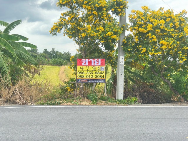 ขายที่ดิน ตรงข้าม กศน. ตำบลคลองข่อย นนทบุรีนนทบุรี ถนน 345-ราชพฤกษ์ ปากเกร็ดเนื้อที่ 4-2-38 ไร่หน้ากว้าง 58 เมตร หลังกว้าง 79 เมตร ลึก 111 เมตรที่ตั้ง : ตรงข้าม กศน. ตำบลคลองข่อย ตำบลคลองข่อย อำเภอปากเกร็ด จังหวัดนนทบุรีสถานที่ใกล้เคียง-ห่างถนน 345 ระยะทางโดยประมาณ 1.5 กิโล-ห่างถนน ชัยพฤกษ์ ระยะทางโดยประมาณ 1.8 กิโล-ห่างถนน ราชพฤกษ์ ระยะทางโดยประมาณ 2.3 กิโล-ห่าง ไทวัสดุ สาขาชัยพ�