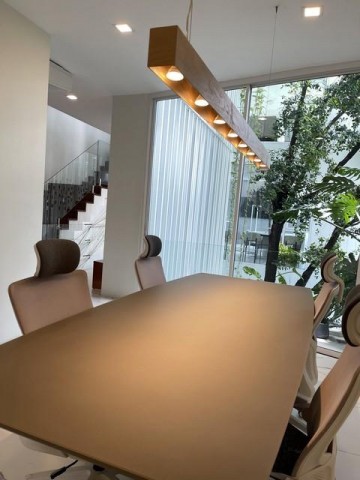 ขาย Home Office 6 ชั้น 703 ตร.ม พร้อมลิฟท์ ย่านเลียบด่วน เอกมัย-รามอินทรา ตกแต่ง เฟอร์นิเจอร์สำนักงานพร้อมใช้งานได้ทันทีติดต่อ:: ชยา โทร/ID Line:: 0942823961Link Line:: https://line.me/ti/p/3xFA1An8Kcรหัส # T26-1301Home Office 6 ชั้น พร้อมลิฟท์ ย่านเลียบด่วน เอกมัย-รามอินทรา๐ เป็น Home & Office ตกแต่ง จัดพื้นที่ทำงาน เฟอร์นิเจอร์ พร้อมย้ายเข้าใช้งานได้ทันที๐ พื้นที่ใช้สอยราว 703 ตร.ม.๐ ที่จอดรถประมาณ 6 คัน๐ มีพื้นที่สำหรับรับลูกค้า๐