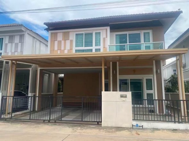 #โซนแม่เหียะ #ขายพร้อมผู้เช่า 4.5 ล้าน บ้านเดี่ยว 2 ชั้น #เฟอร์นิเจอร์ครบ #รับรายได้เดือนละ25,000 บาท (สัญญาหมด 6 ก.ค. 70) เหมาะทั้งอยู่อาศัยและลงทุน เดินทางสะดวก #ใกล้สนามบินเชียงใหม่รายละเอียดบ้านเนื้อที่ 41.9 ตรว.พื้นที่ใช้สอย 141 ตร.ม.3 ห้องนอน | 3 ห้องน้ำ2 ที่จอดรถห้องนอนใหญ่พร้อมห้องน้ำในตัวห้องครัวกั้นเป็นสัดส่วน ลดปัญหากลิ่นรบกวนภายในบ้านประตูรั้วรีโมท เพิ่มความสะด�