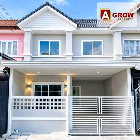 หมู่บ้านมนวดี ถนนเมนซอย2 หน้าบ้านติดสวนหย่อมโครงการ ตกแต่งใหม่พร้อมเข้าอยู่ราคาขายเพียง : 1590000บาท(ฟรีโอน)ที่ตั้ง : หมู่บ้านมนวดี ถนนเมนซอย2 ซอยวัดลาดปลาดุก ตำบลบางคูรัด อำเภอบางบัวทอง จังหวัดนนทบุรี รหัสไปรษณีย์ 11110รายละเอียดทรัพย์ :- หน้าบ้านหันไปทิศตะวันออก- ทาวเฮ้าส์2ชั้น - เนื้อที่ 16 ตารางวา- พื้นที่ใช้สอย 128 ตารางเมตร- 2 ห้องนอน - 2 ห้องน้ำ- 1 ห้องครัว - 1 ห้องนั่งเ�