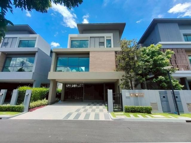 ขายบ้านเดี่ยว 3 ชั้น พร้อมลิฟท์ 451 ตร.ม. โครงการแกรนด์ บางกอก บูเลอวาร์ด ราชพฤกษ์-พระราม 5 บ้านมือหนึ่ง ไม่เคยมีคนเข้าอยู่ ใกล้นานาชาติร่วมฤดีติดต่อ:: ชยา โทร/ID Line:: 0942823961Link Line:: https://line.me/ti/p/3xFA1An8Kcรหัส# T26-1354บ้านเดี่ยว 3 ชั้น พร้อมลิฟท์ โครงการแกรนด์ บางกอก บูเลอวาร์ด ราชพฤกษ์-พระราม 5๐ บ้านมือหนึ่ง ไม่เคยมีคนเข้าอยู่๐ โครงการปิดการขายแล้ว ไม่มีบ้านใหม่จากโครงการอีก๐ ที่ดิน 76 ตาร�