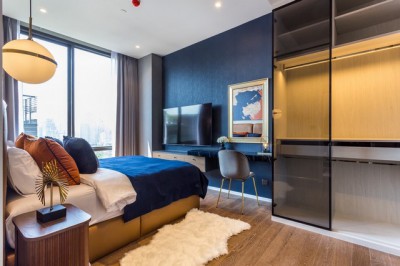 RealEstate 259-12 Muniq Langsuan – คอนโดหรู ใจกลางต้นสน ใกล้สวนลุม ขนาดพื้นที่ :  54 ตารางวารายละเอียด1 ห้องนอน | 1 ห้องน้ำ | 54 ตร.ม. | ชั้น 17 มิวนิค หลังสวน – Freehold Condo ที่หาได้ยากในย่านลุมพินีคอนโด Luxury ที่ตั้งอยู่ในทำเลที่ดิน ถือครองกรรมสิทธิ์แบบขายขาด (Freehold) ใจกลางเมืองซอยต้นสน เดินเพียง 100 เมตรถึงสวนลุมพินี เงียบสงบแต่ใกล้ทุกแหล่งไลฟ์สไตล์ระดับโลก รายละเอียดห้อง1 ห้องนอน 1 ห้องน้ำชั้น 17 วิวเ�