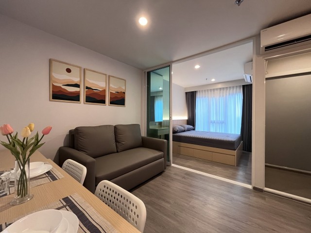 Regent Home Bangna 1 Bedroom for Rent 23rd Floor Pool ViewLocation: Regent Home Bangna, near Bangna intersection, Bangkok. Walking distance to BTS Bang NaContact Aekachai (Aui)T. 089-799-5598Line ID : @auiauiaui001 (add @ in front)Room Details- 1 Bedroom 1 Bathroom- Size 28 sq.m.- Building D 23rd Floor- Swimming pool view- Built-in furniture throughout the room- 2 air conditioners, Smart TV, water heater, washing machine, microwave, refrigerator, digital door lock- Sofa, bed with mattress, wardrobe, dining table, dressing table, TV cabinet, built-in kitchen, shoe rack- Ready to move inRental- 11,000 THB per month- Minimum contract 1 year- Deposit 2 monthsNearby- BTS Bang Na- Bangna intersection with easy access to the city and expresswayProject Facilities- Swimming pool- Fitness center- Co-working space- Sky lounge- Yoga area- Garden- Convenience store- Key card access, CCTV and 24 hour security